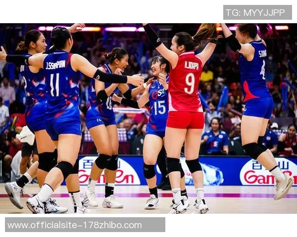 日本女排与越南女排激战正酣争夺亚洲排球赛重要胜利